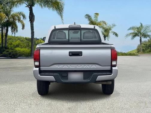 2018 Toyota Tacoma SR