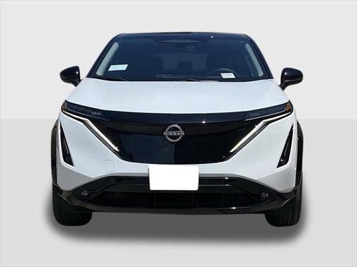 2025 Nissan ARIYA PLATINUM+