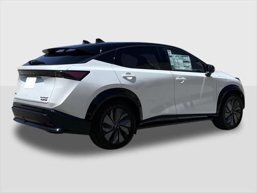 2025 Nissan ARIYA PLATINUM+