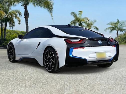 2015 BMW i8 Base