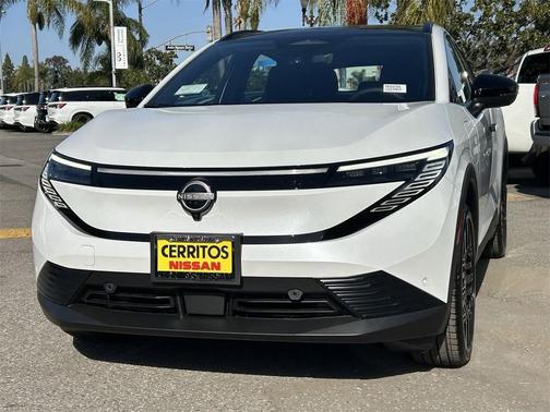 2026 Nissan Leaf PLATINUM+