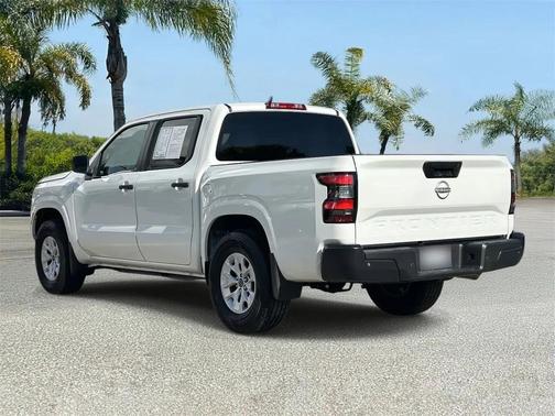2025 Nissan Frontier S