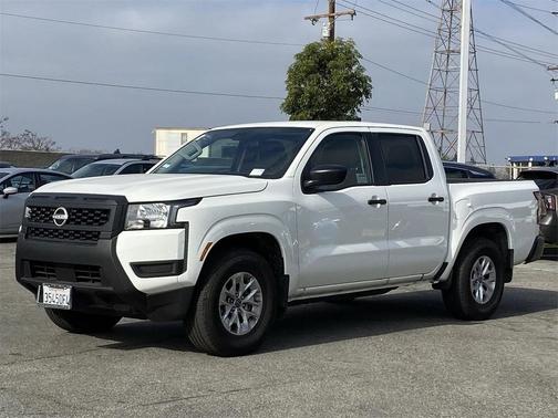 2025 Nissan Frontier S