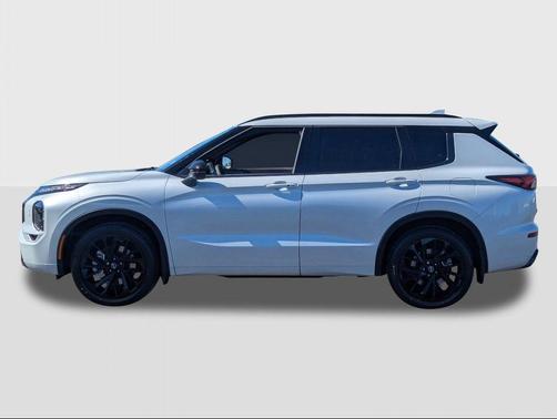 Alpine Frost 2026 Nissan Rogue Platinum