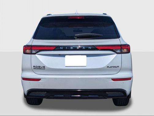 Alpine Frost 2026 Nissan Rogue Platinum