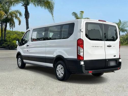 2022 Ford Transit-350 XLT