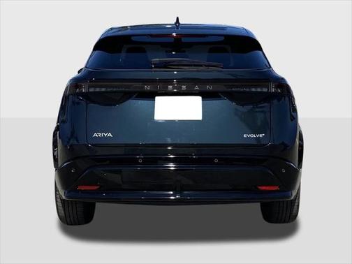 2025 Nissan ARIYA EVOLVE+