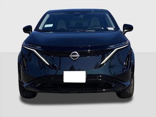2025 Nissan ARIYA EVOLVE+
