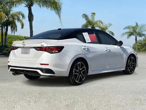 2025 Nissan Sentra SR