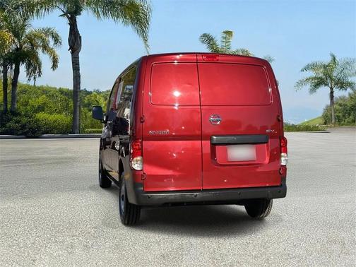 2015 Nissan NV200 SV