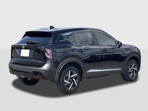 Super Black 2026 Nissan Kicks SV