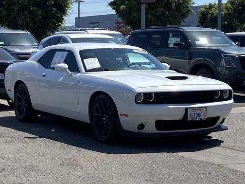 White Knuckle Clearcoat 2020 Dodge Challenger GT