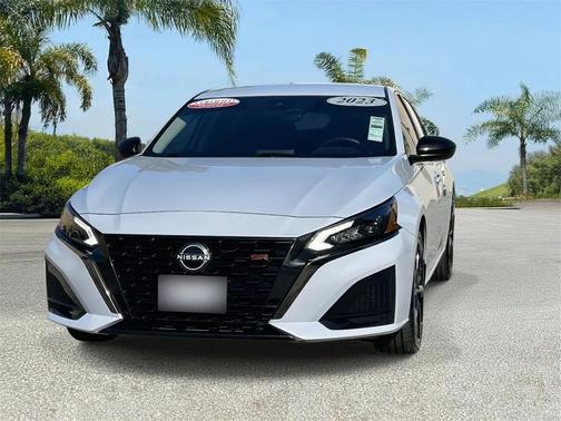 2023 Nissan Altima SR FWD
