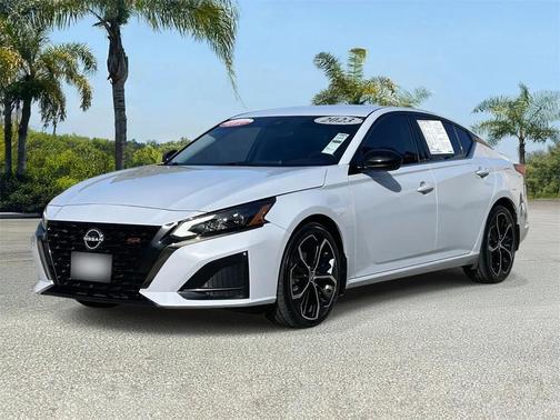 2023 Nissan Altima SR FWD