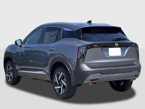 Gun Metallic 2026 Nissan Kicks SV