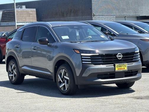 Gun Metallic 2026 Nissan Kicks SV