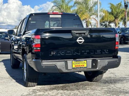 2026 Nissan Frontier S