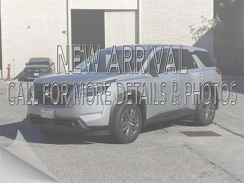 2025 Nissan Pathfinder S FWD