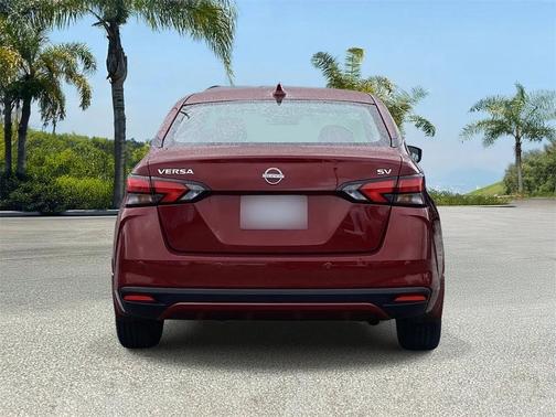 2024 Nissan Versa 1.6 SV