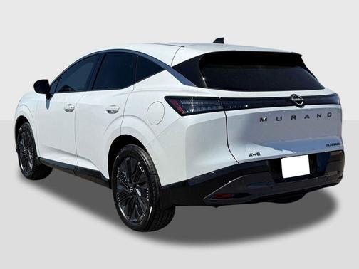 Everest White Pearl Tricoat 2026 Nissan Murano Platinum