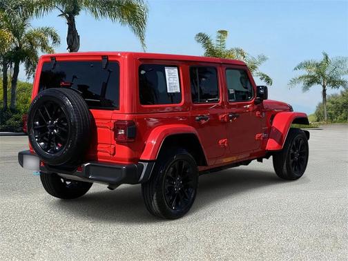 2024 Jeep Wrangler 4xe Sahara