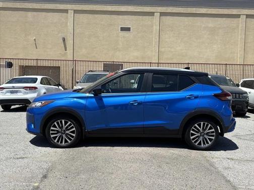 2022 Nissan Kicks SV