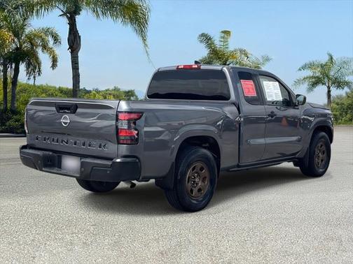 2023 Nissan Frontier S