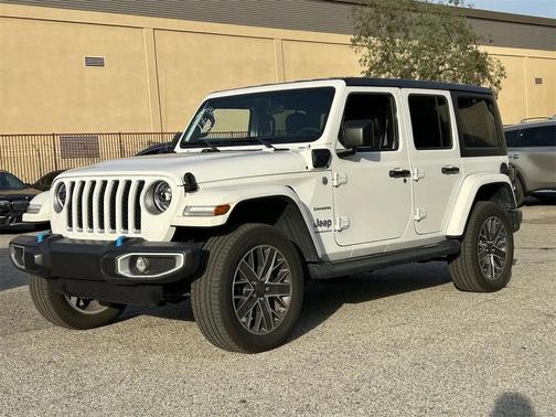 2023 Jeep Wrangler 4xe Sahara