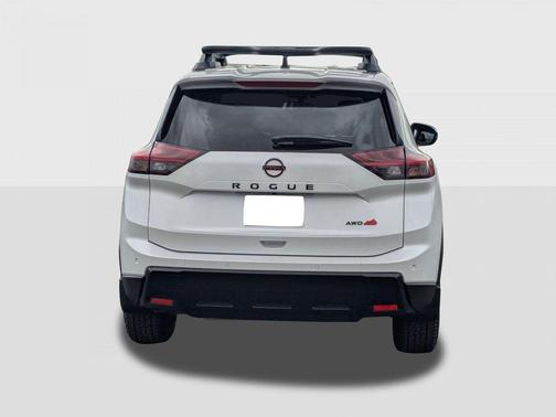 Everest White Pearl Tricoat 2026 Nissan Rogue Rock Creek