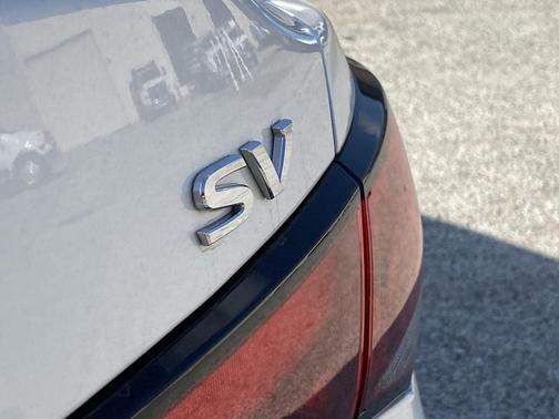 Aspen White Tricoat 2024 Nissan Sentra SV