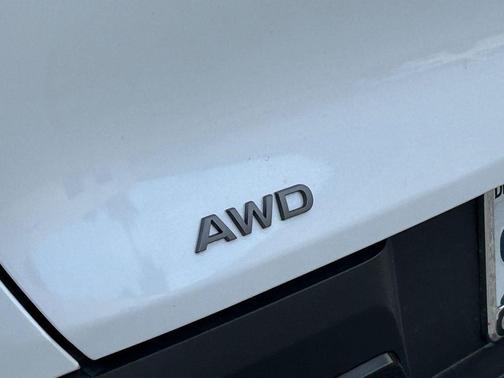 Everest White Pearl Tricoat 2025 Nissan Murano SV