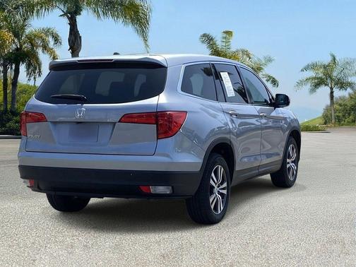 Lunar Silver 2018 Honda Pilot EX-L