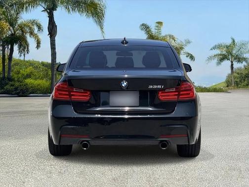 2013 BMW 335 335i