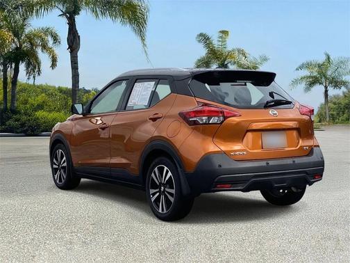 2020 Nissan Kicks SV