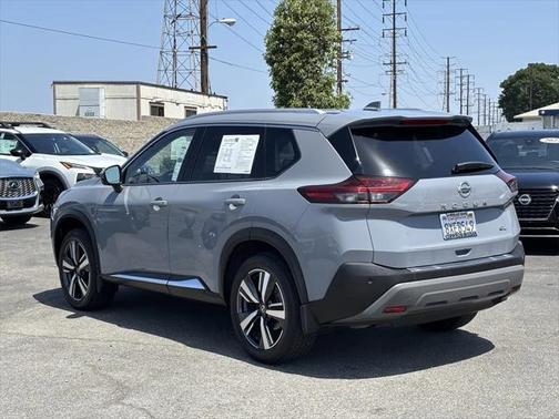 2021 Nissan Rogue SL