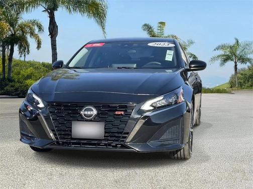 2023 Nissan Altima SR FWD