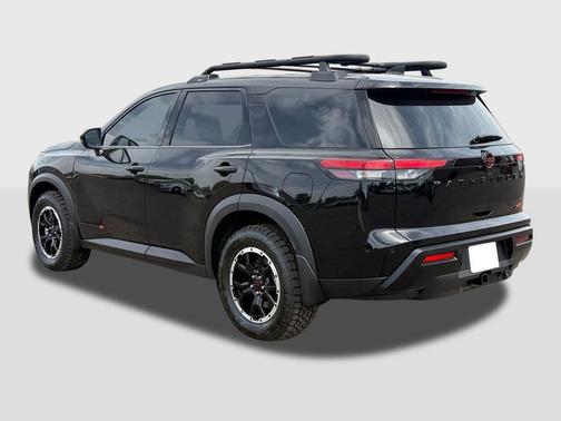 Super Black 2026 Nissan Pathfinder Rock Creek