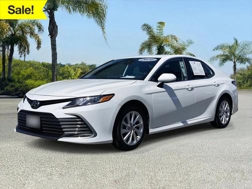 2024 Toyota Camry LE
