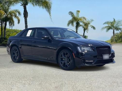 2023 Chrysler 300 Touring