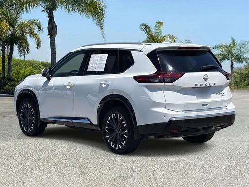 2024 Nissan Rogue Platinum
