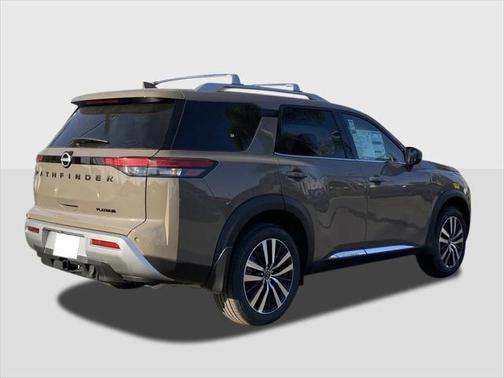 2025 Nissan Pathfinder Platinum FWD