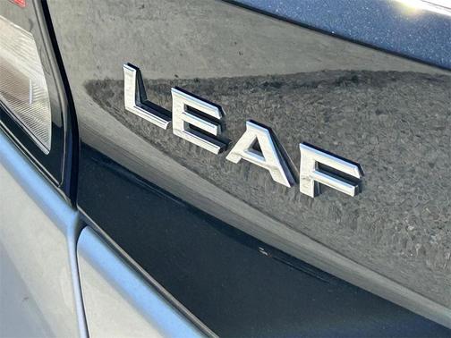 2022 Nissan Leaf SL PLUS 62 kWh
