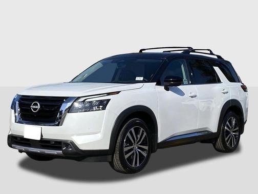 2025 Nissan Pathfinder Platinum FWD