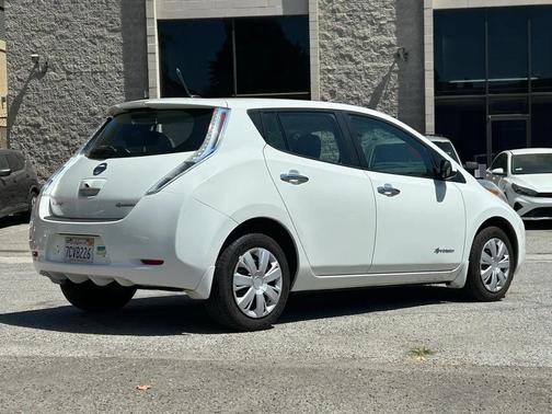 2013 Nissan Leaf S