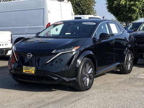 Black Diamond Pearl 2024 Nissan ARIYA ENGAGE