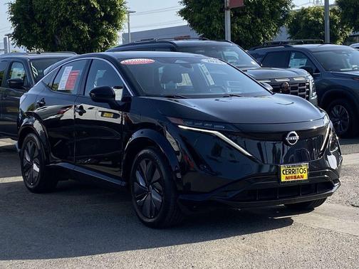Black Diamond Pearl 2024 Nissan ARIYA ENGAGE