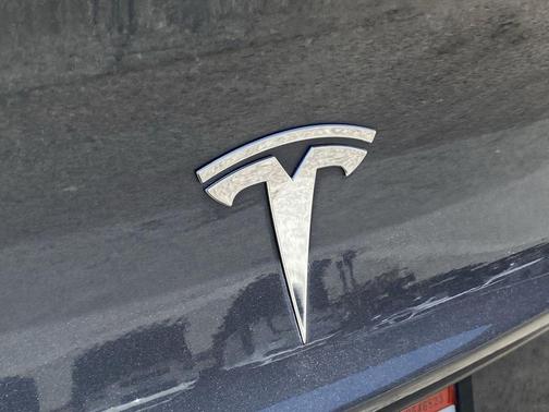 Midnight Silver Metallic 2018 Tesla Model 3 Mid Range