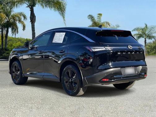 2025 Nissan Murano SV