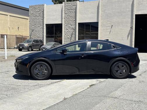 2024 Toyota Prius LE