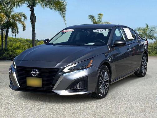 Gun Metallic 2024 Nissan Altima 2.5 SV